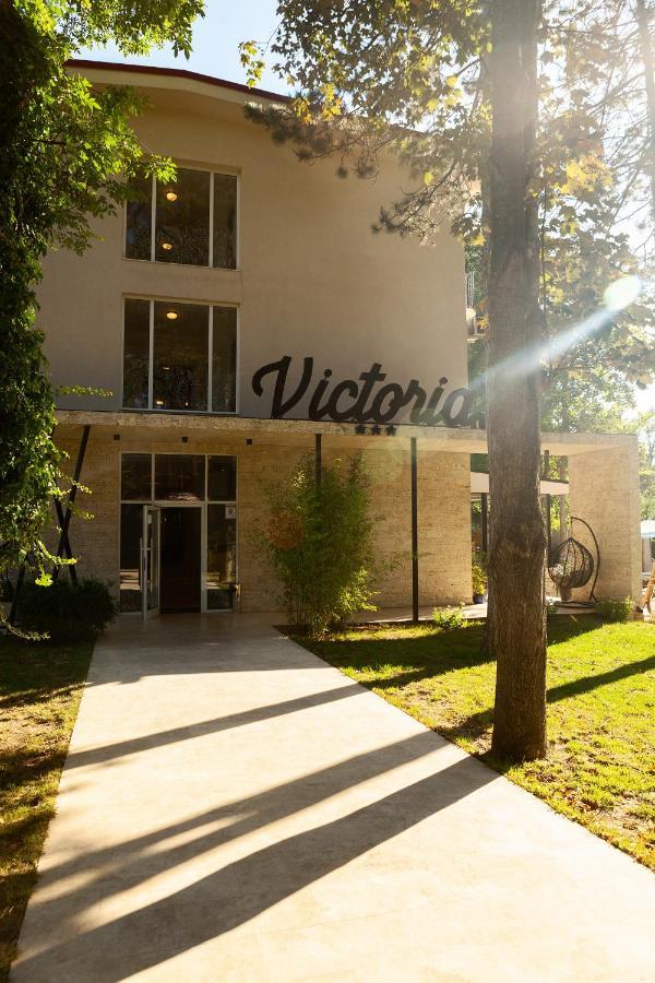 Victoria Hotel